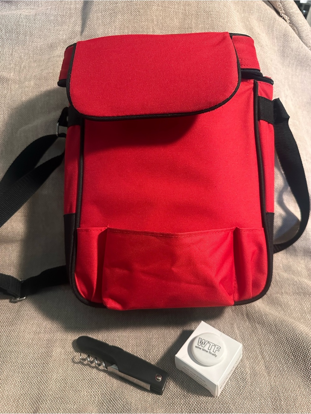 Insulated 2-bottle tote Bag with Front Pocket and accessories